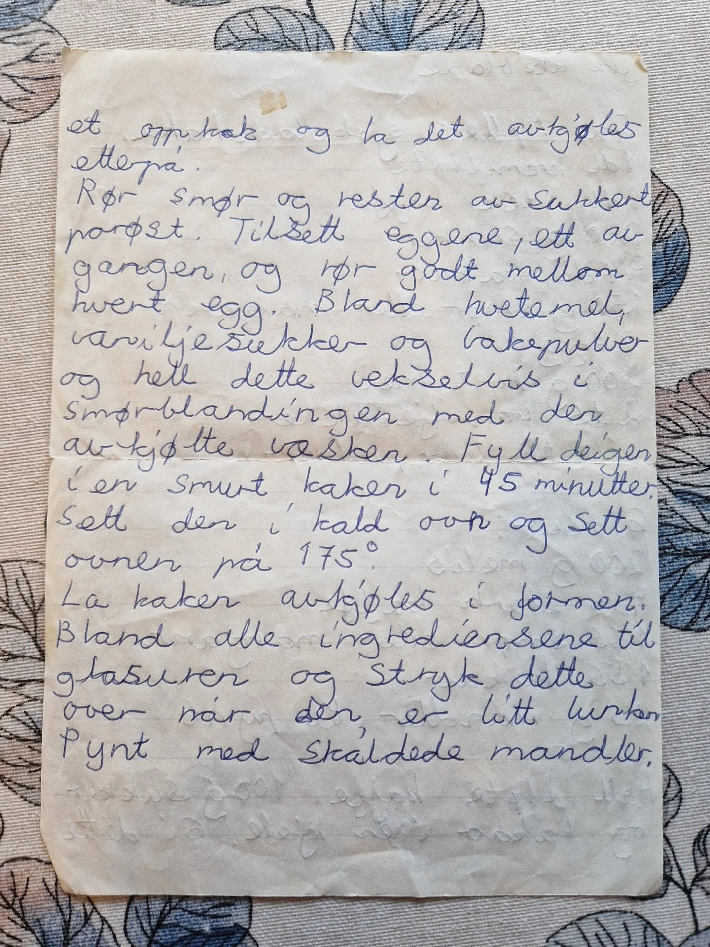 Bilde (1) av oppskrift for Fru Møllers sjokoladekake