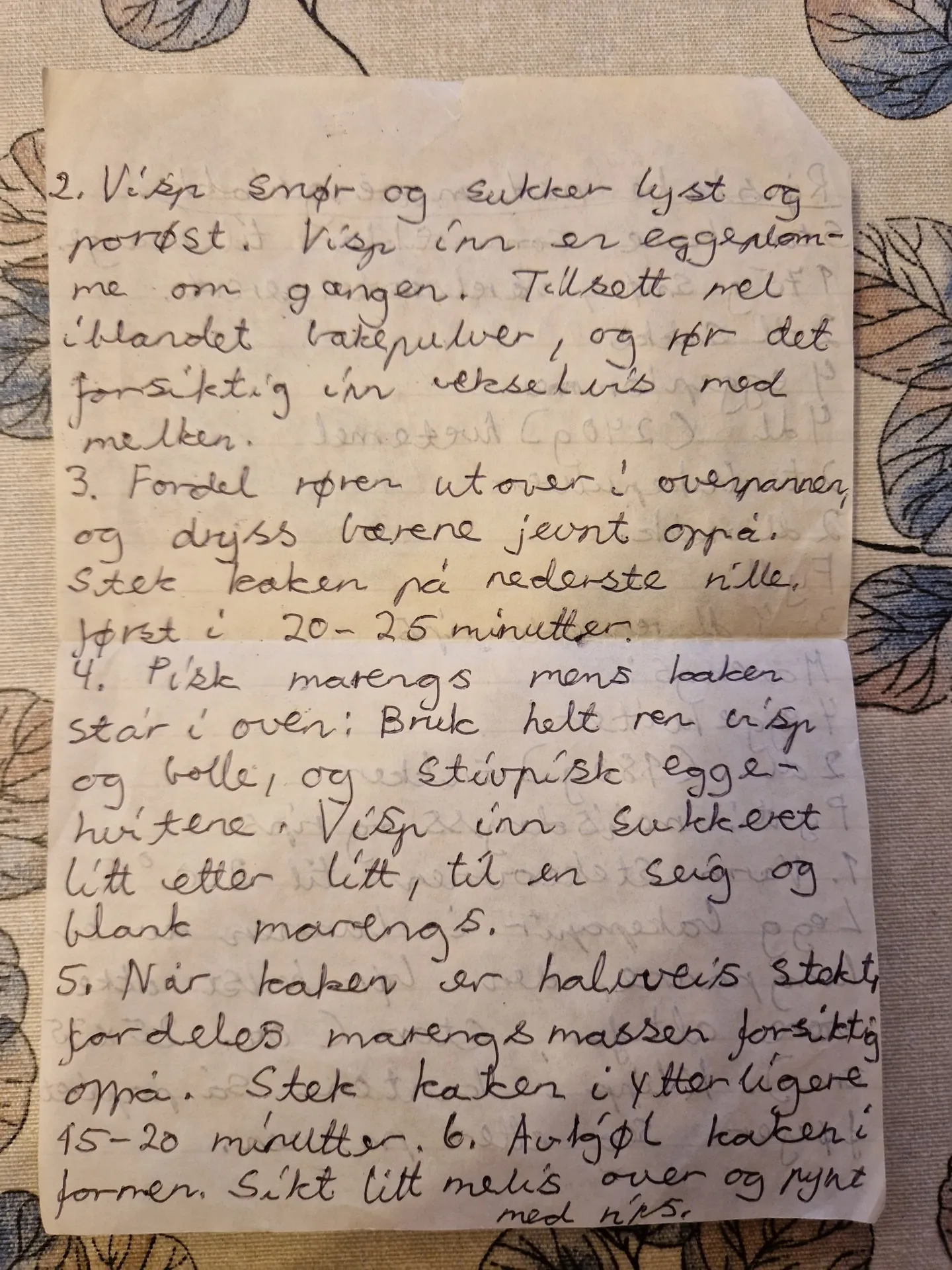 Bilde (1) av oppskrift for Ripskake med marengslokk